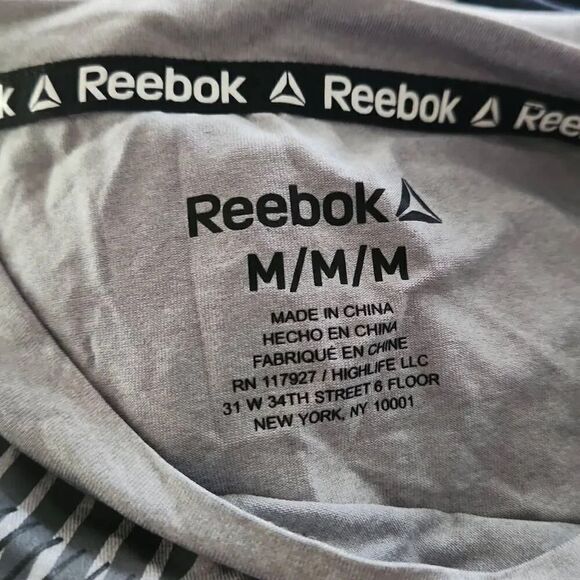 Reebok Men's Size Medium Gray Graphic Logo Dri-Fit Short Sleeve Athletic Shirt - Picture 6 of 7